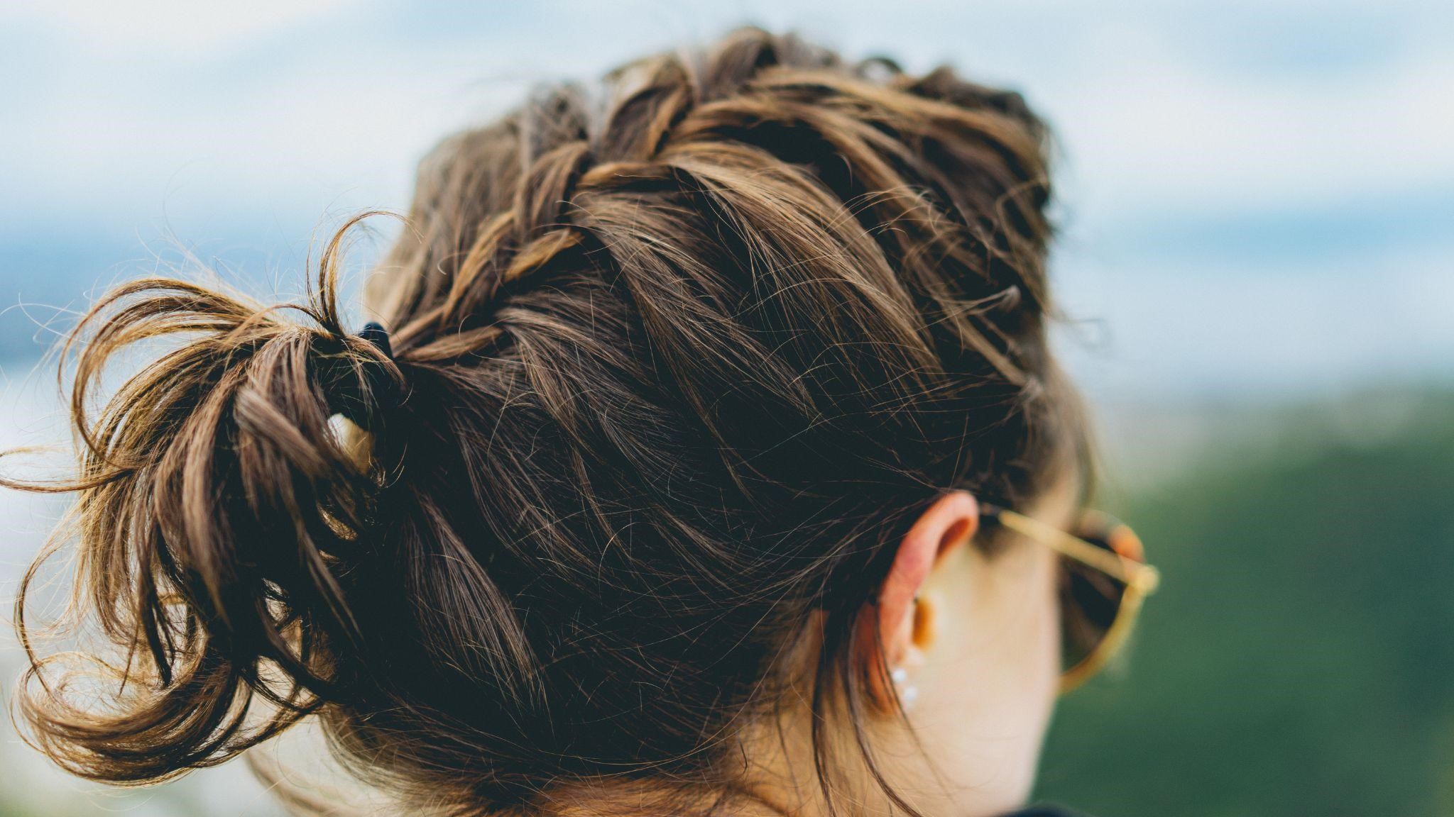 Hairstyles That Can Resist Humidity And Heat